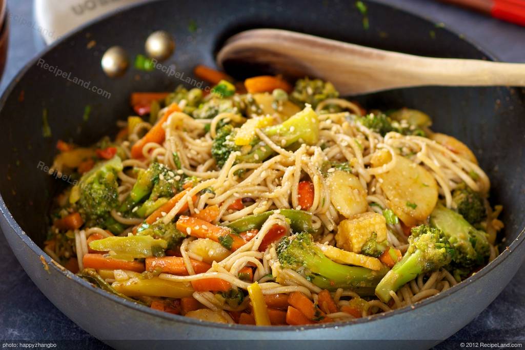 Stir-Fried Veggies with Soba Noodles Recipe