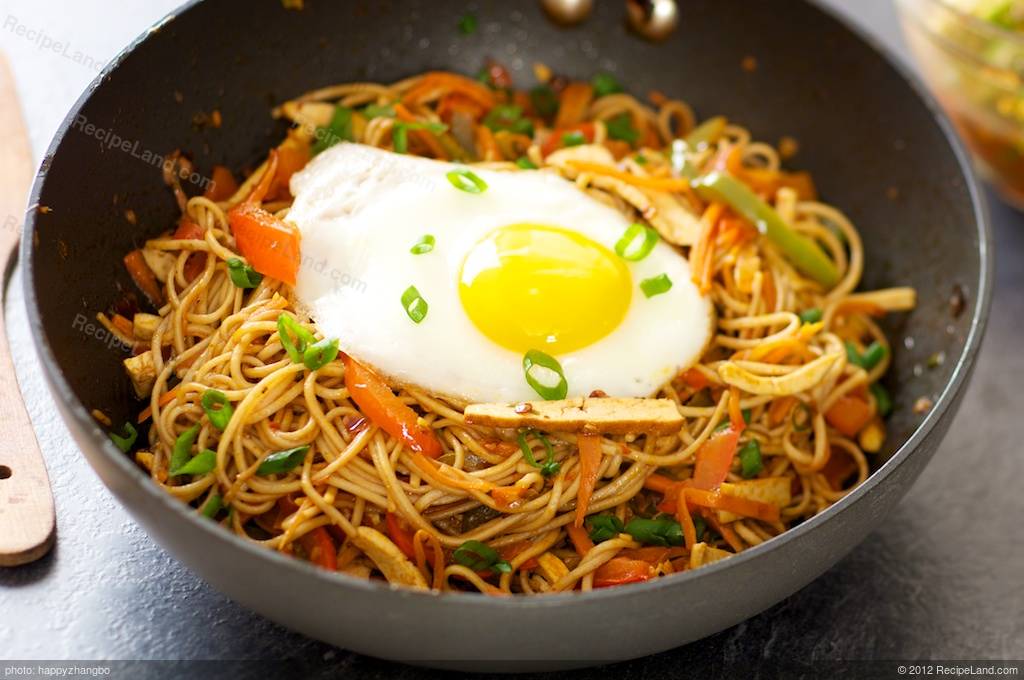 Sichuan Stir-Fried Vegetables with Noodles Recipe