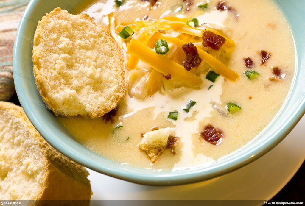 Creamy Baked Potato Soup with Bacon and Cheddar Recipe