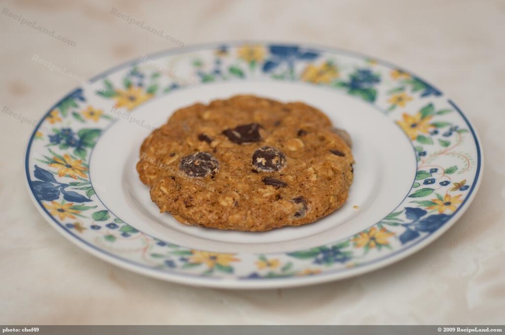 Low Fat and Low Calorie Oatmeal Chocolate Chip Cookies Recipe