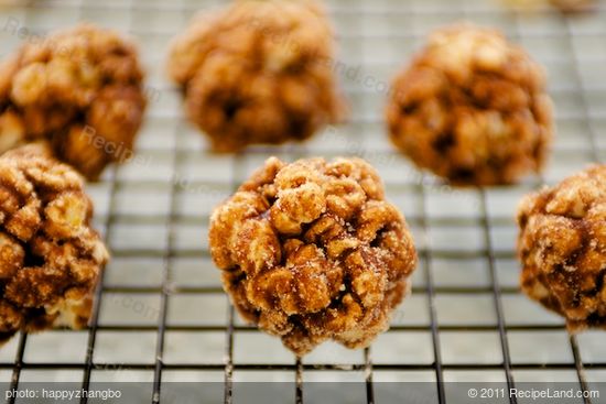 Mexican Chocolate and Spiced Christmas Popcorn Balls with Cinnamon Sugar Recipe