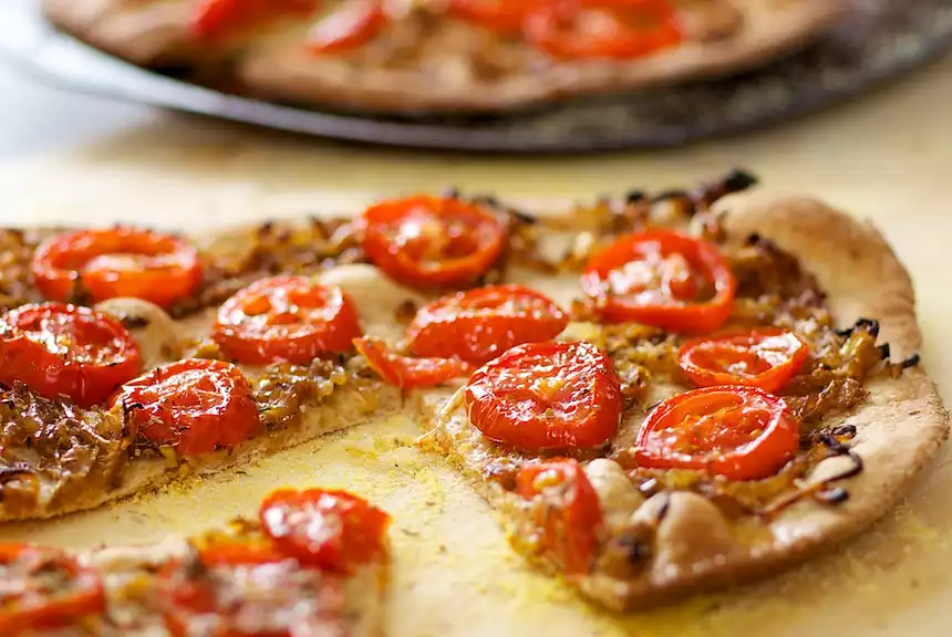 Tomato and Onion Pizza