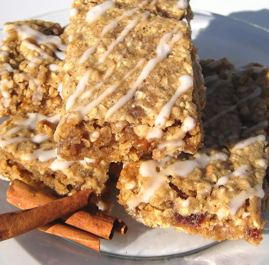 Cinnamon Granola Bars