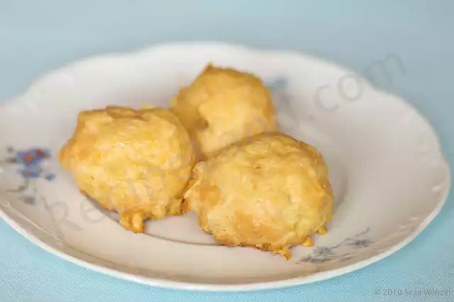 Cheese Puffs (French)