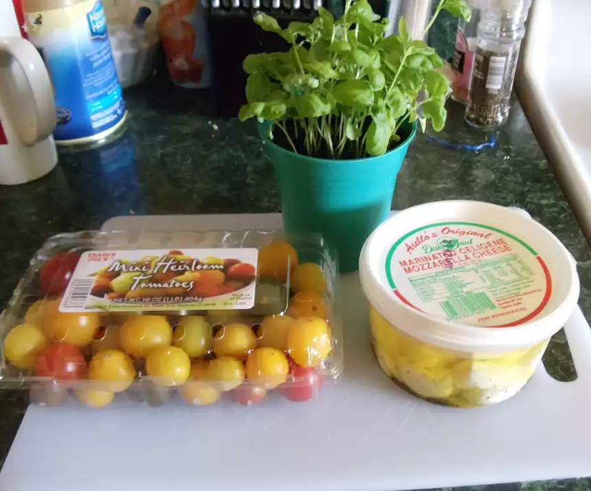 Mini Caprese Salad with Heirloom Tomatoes