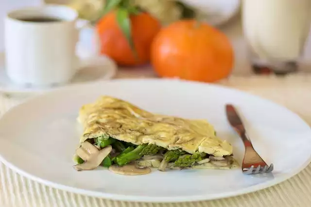 Asparagus Omelette