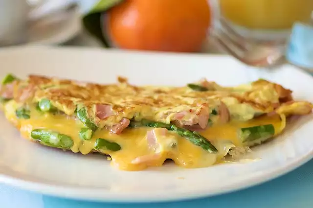 Asparagus and Canadian Bacon Cheese Omelet