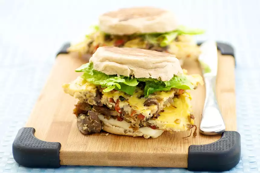 Smoked Mozzarella, Spinach, and Pepper Omelet Sandwiches