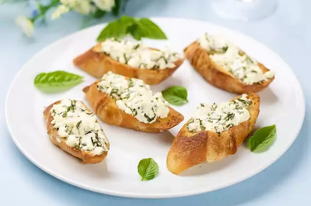 Basil Goat Cheese Crostini