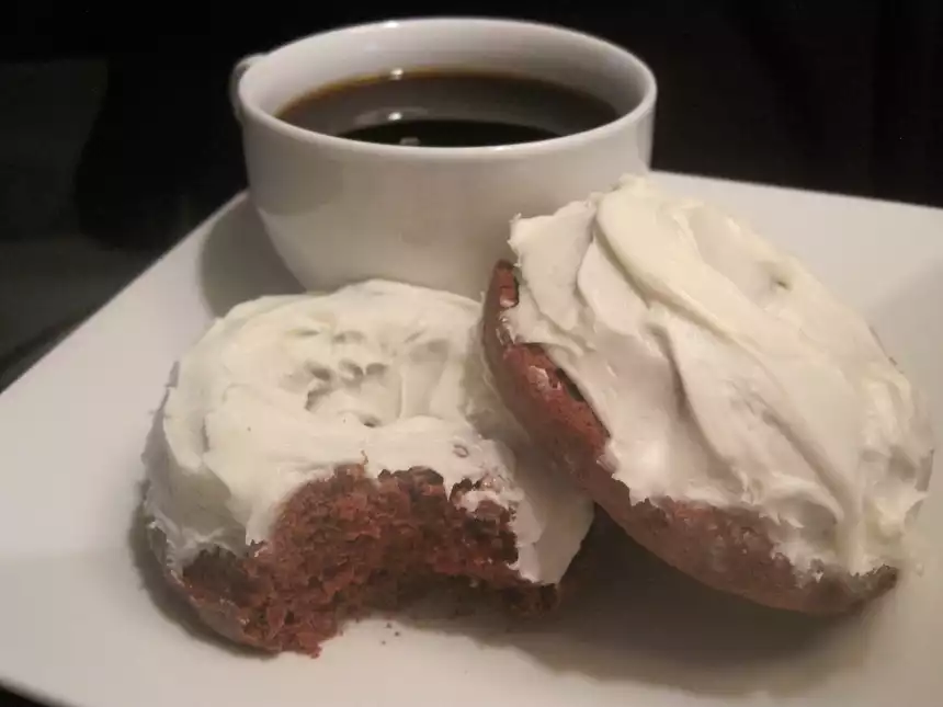 Baked Red Velvet Donuts