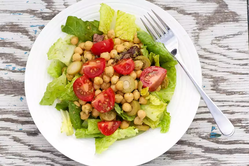 Chickpea, Tomato and Olive Salad 