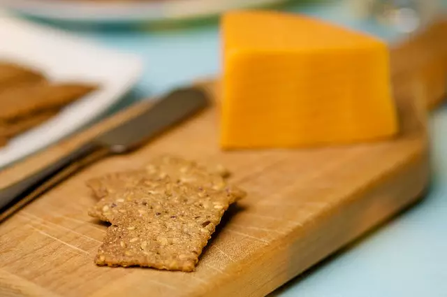 Whole Grain 5 Seed Crackers Recipe 9211