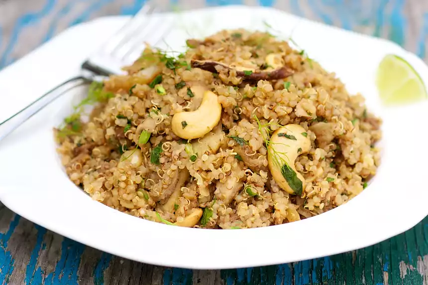 Quinoa Salad with Fennel, Mushrooms and Nuts