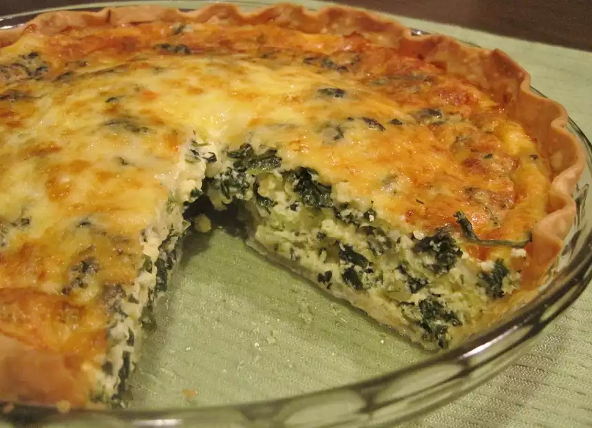 Deep Dish Spinach and Cheddar Quiche