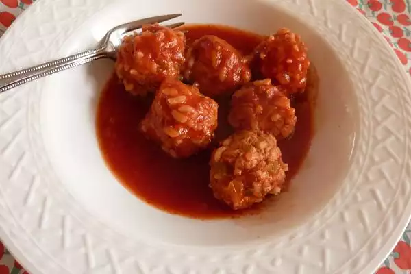 Sweet and Sour Porcupine Meatballs