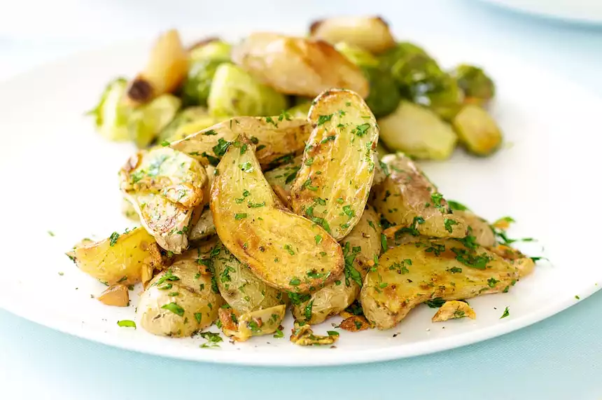 Garlic & Parsley Roasted Potatoes