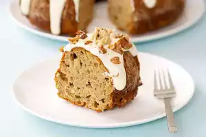 Fresh Apple Cake with Caramel and Walnuts