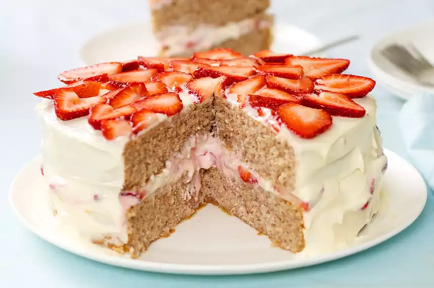 Super Moist Tripple Strawberry Cake