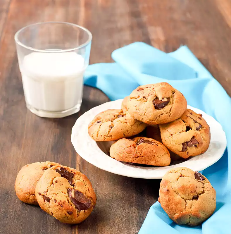 Gluten Free Peanut Butter Chocolate Chip Cookies