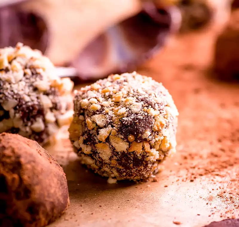 Chocolate Amaretto Truffles