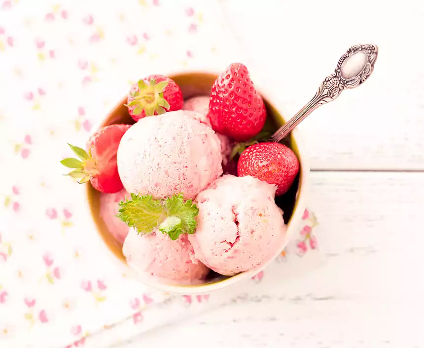 Buttermilk Strawberry Ice Cream