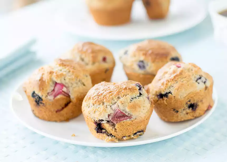 Rhubarb Blueberry Muffins