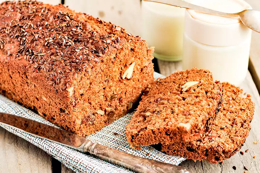 Applesauce Cake (Dried Apples)