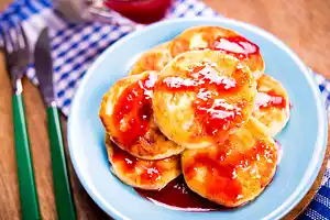 Buttermilk Pancakes with Strawberry Sauce