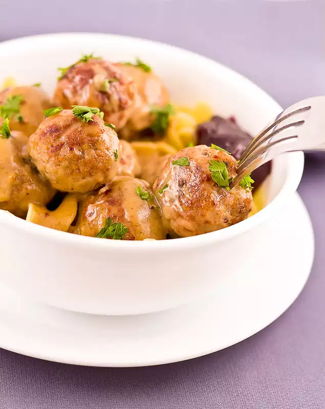 Yummy Meatballs with Milk Gravy