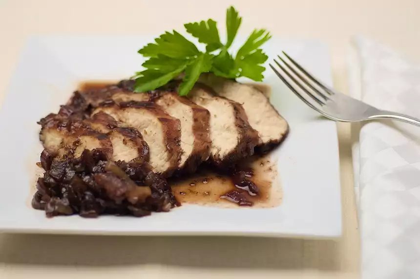 Blueberry Balsamic Chicken with Shallots