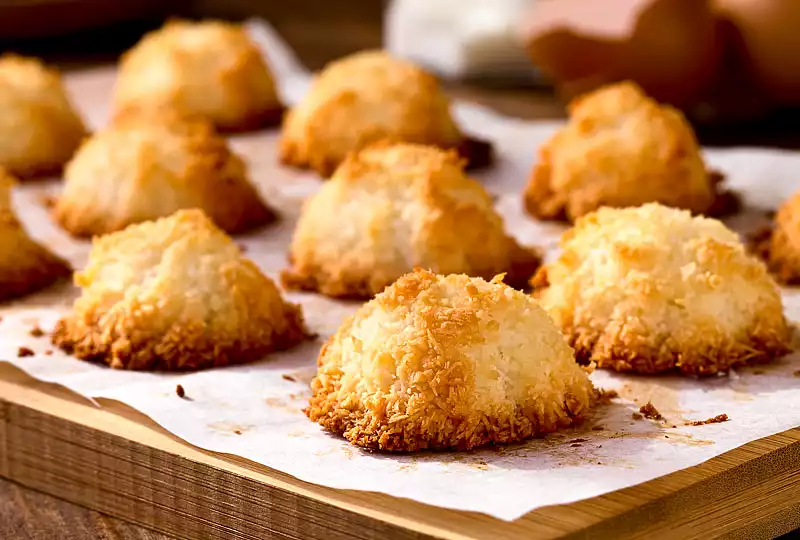 Easy Yummy Coconut Macaroons