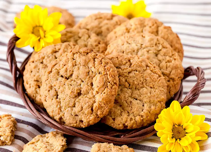 Alice's Peanut Butter and Oatmeal Cookies