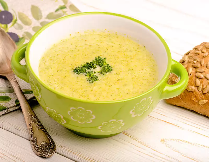 Vegan Cream of Broccoli Soup