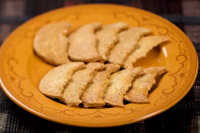 Halloween Cheddar Poppy Moon Crackers