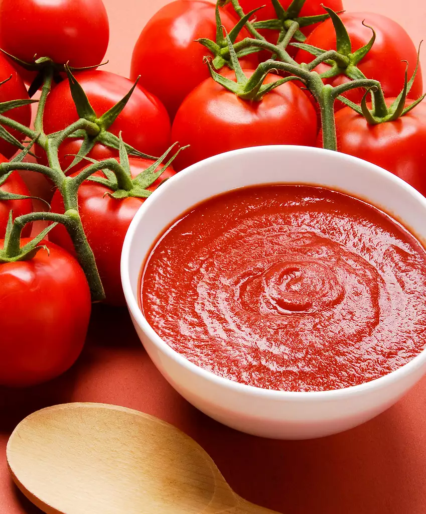 tomato purée (passata)