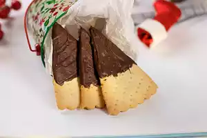 Christmas Chocolate Petticoat Tails