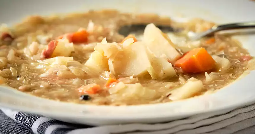 Ukrainian Bean Soup (with video)