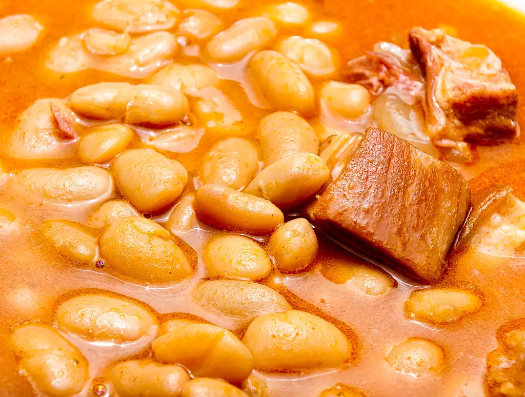 beans with pork, canned