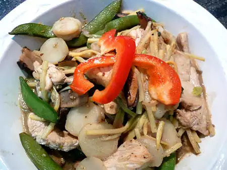 Sesame Chicken Stir-Fry with Vegetables 