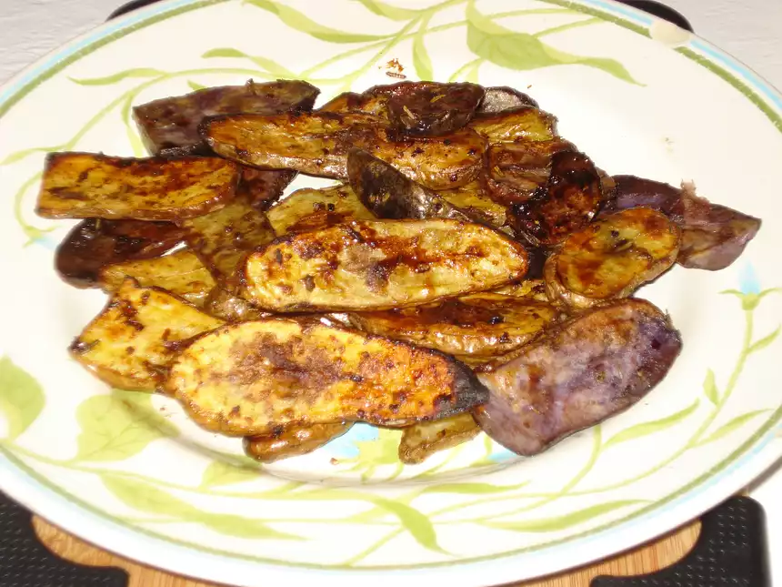 Roasted Fingerling Potato with Balsamic Drizzling