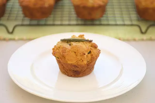 Cheesy Jalapeno Jack Corn Muffins