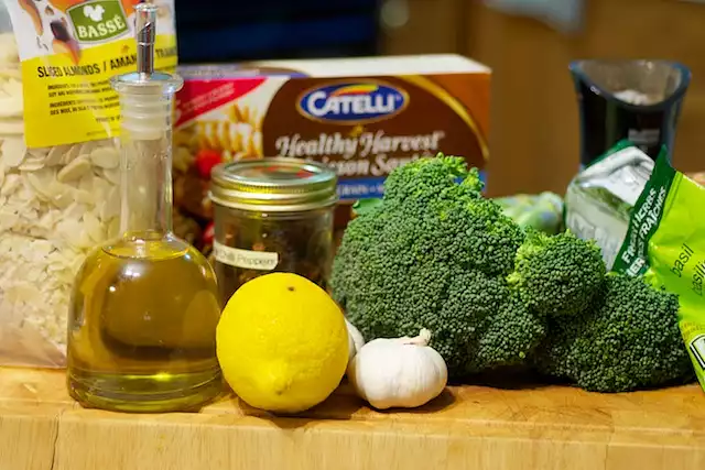 Roasted Broccoli, Garlic and Toasted Almonds with Pasta