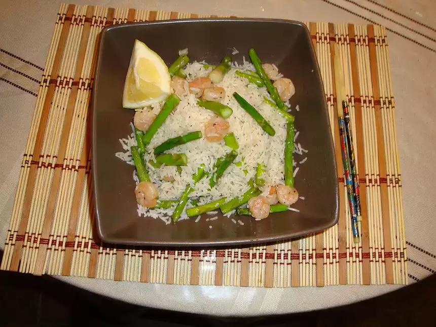 Fresh Asparagus-Shrimp Rice