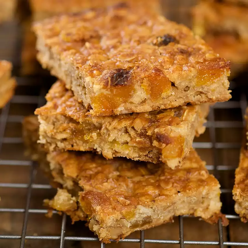 Amazing Chewy Crispy Apricot Walnut Energy Bars