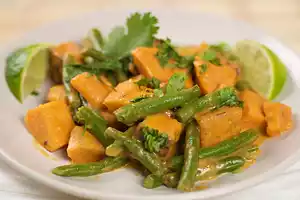 Red Thai Curry Green beans, Sweet potatoes and Tofu