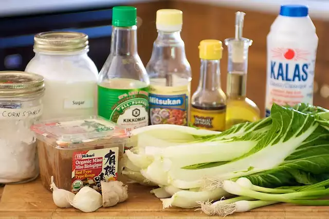 Stir-Fried Bok Choy with Chinese Sauce