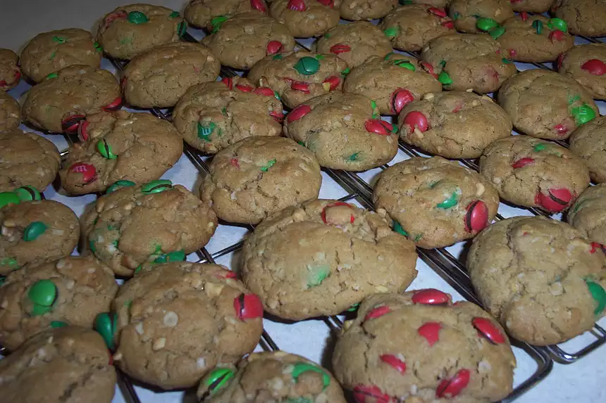 M&M Peanut Butter and Chocolate Cookies