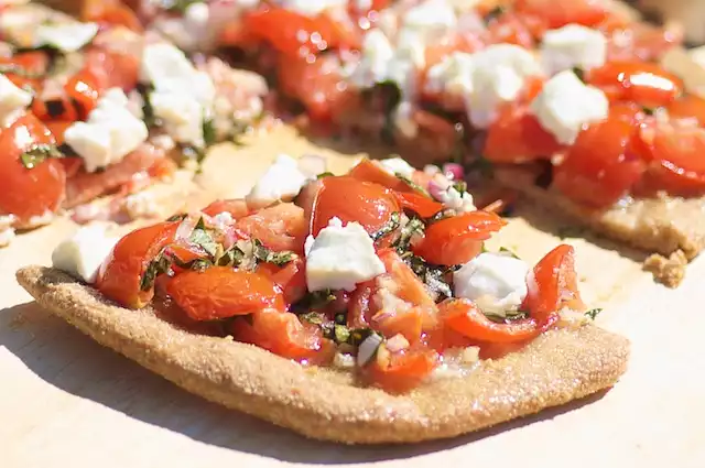 Bruschetta Pizza with Garlic-Olive oil