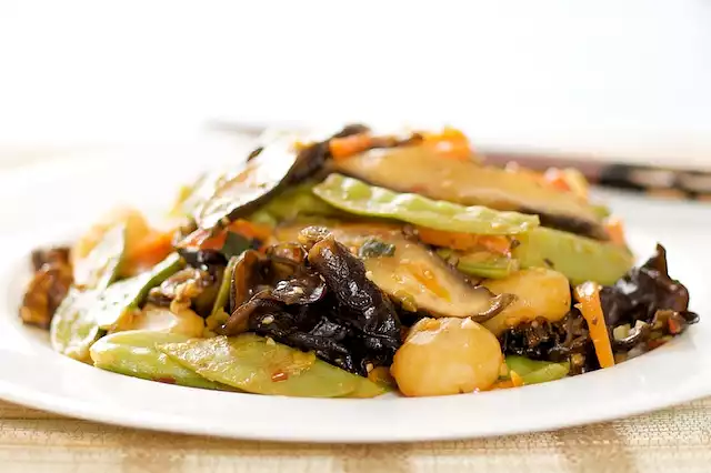 Snow Peas, Carrots and Water Chestnuts Stir-Fry with Asian Sauce