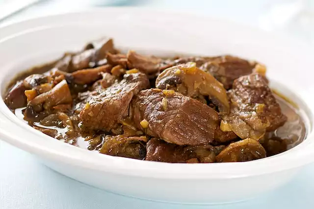 Crock Pot Beef Bourguignon